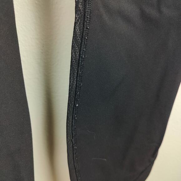 Lululemon Crop Leggings‎ Womens 4 Black Mesh Activewear Running Gym Yoga - Picture 3 of 7